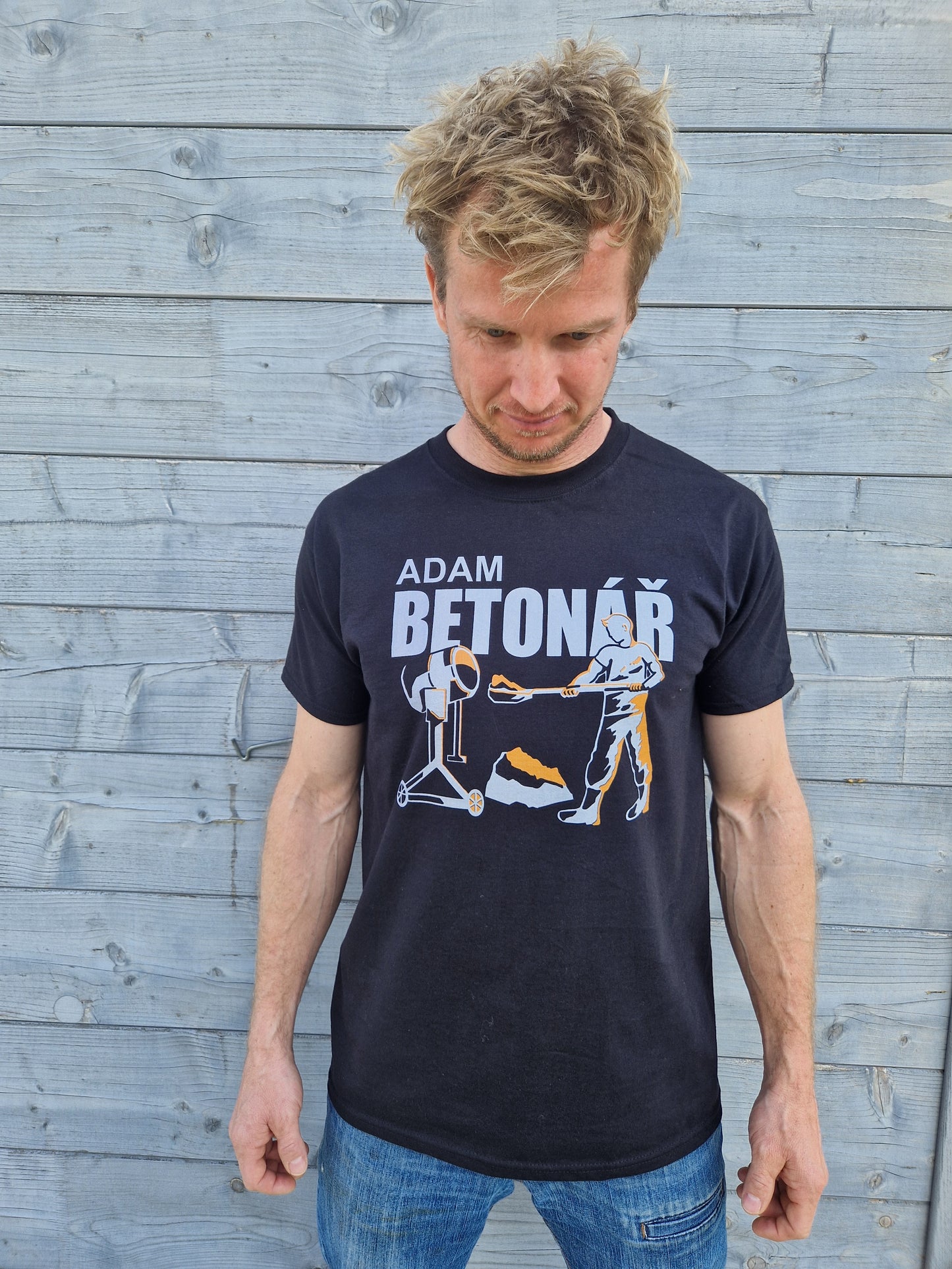 Tričko Adam Betonář černé